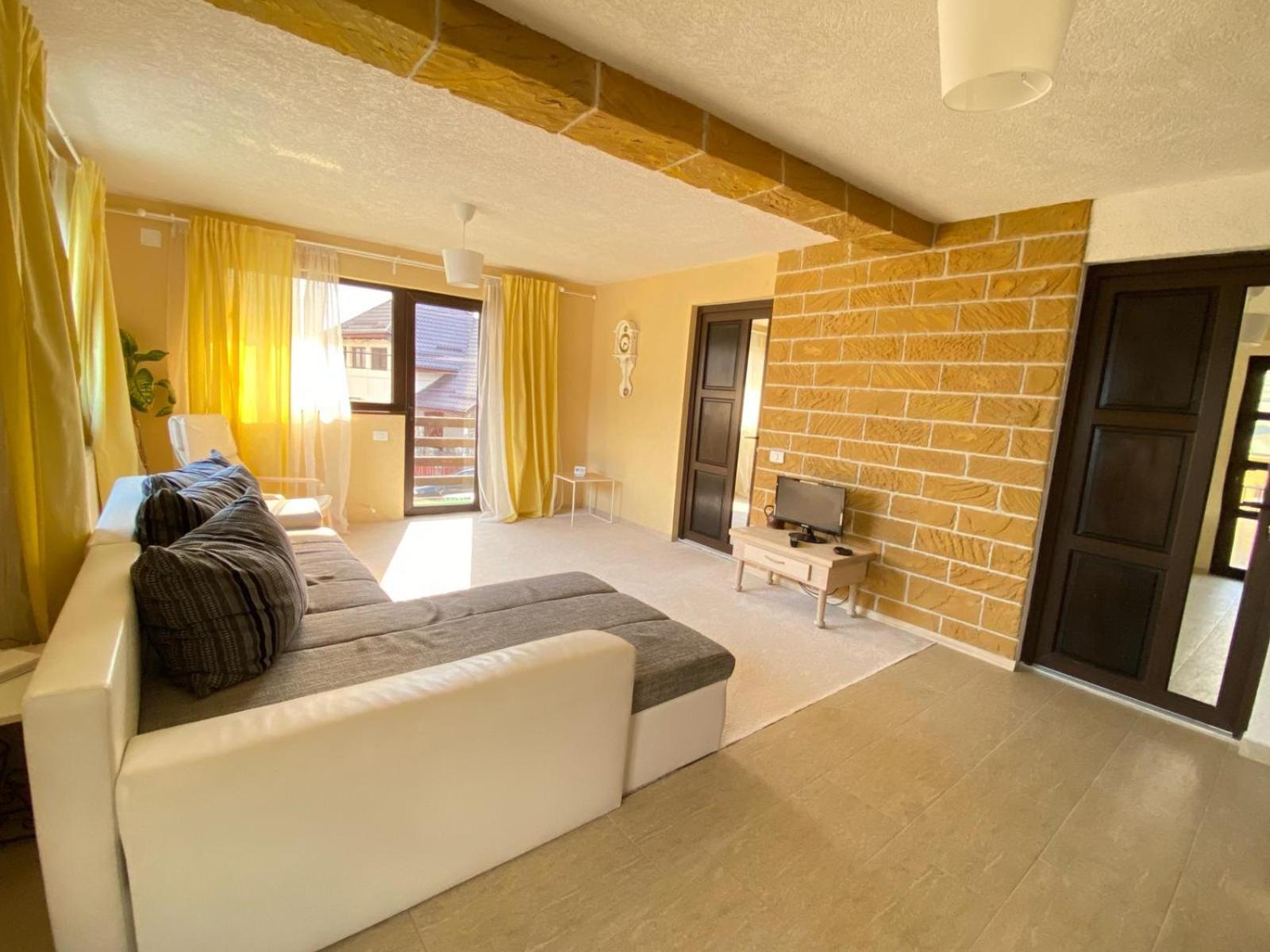 Casa Polen Comarnic Villa ภายนอก รูปภาพ